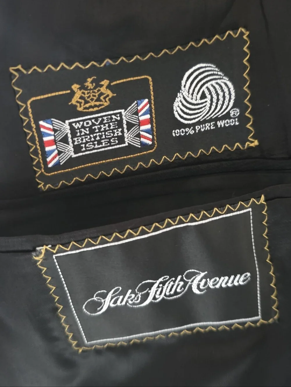 Saks Fifth Avenue colours by